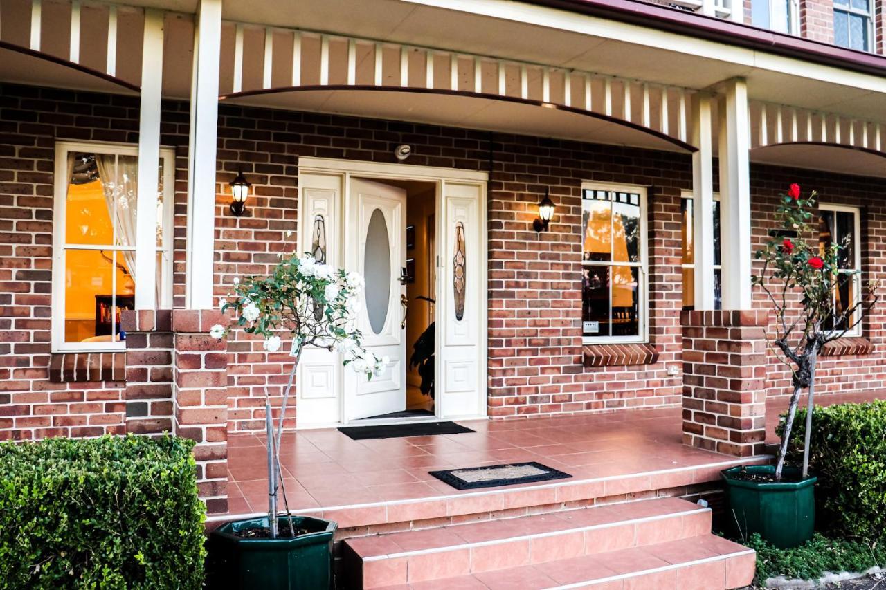 Plumes Boutique Bed & Breakfast Tamworth Bagian luar foto