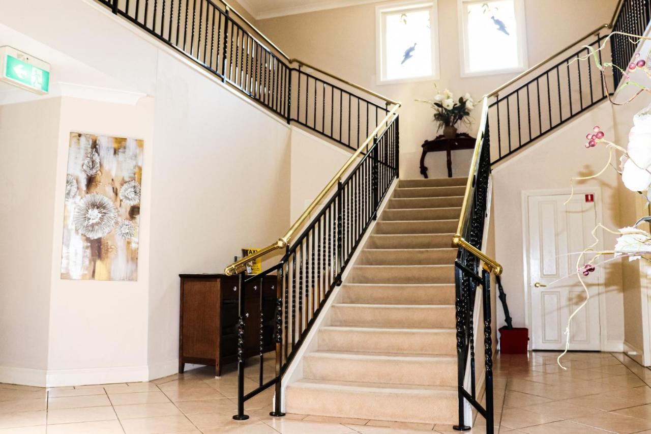 Plumes Boutique Bed & Breakfast Tamworth Bagian luar foto